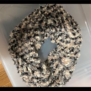Fuzzy multi-colored Express Scarf
